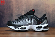 Load image into Gallery viewer, Nike Air SUPREME - Black