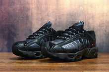 Load image into Gallery viewer, Nike Air SUPREME - Black