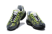 Load image into Gallery viewer, Nike Air Max 95 Sneaker Premium Green